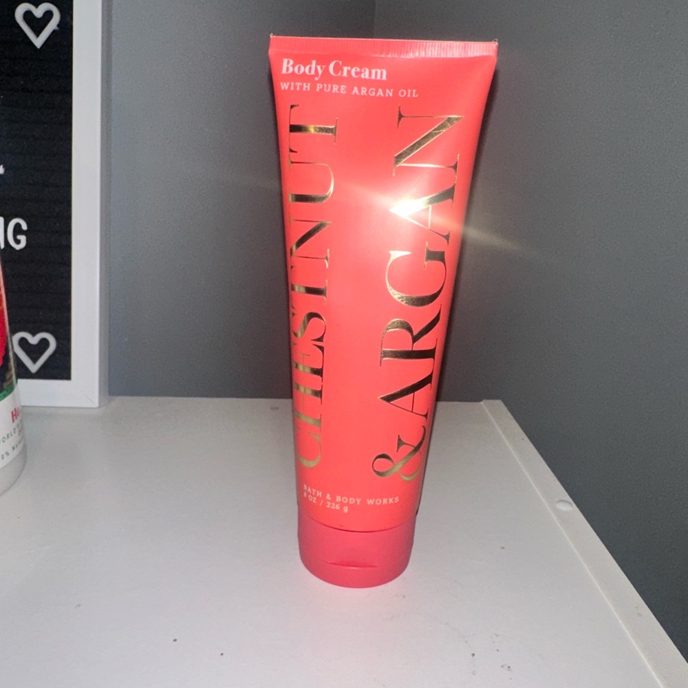 Chestnut and Argan body lotion
